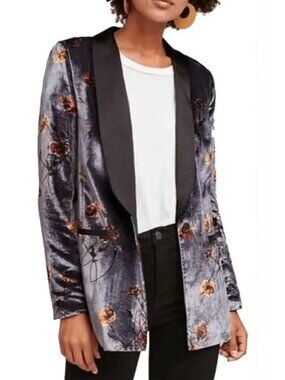 Anthropologie Cartonnier Blazer Velvet Floral Tuxedo Style